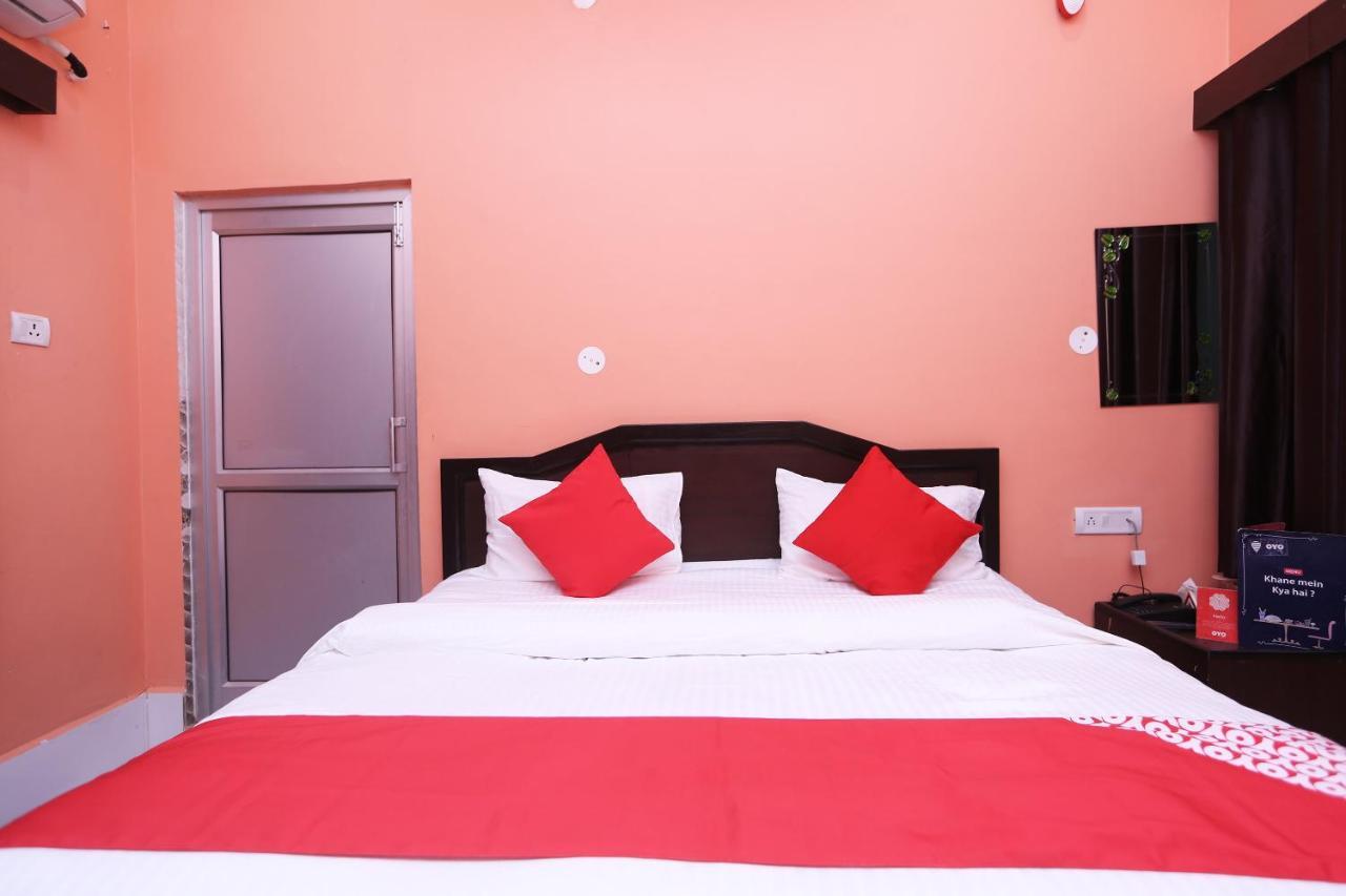Oyo 22221 Yadav Hotel Bhiwadi Ngoại thất bức ảnh