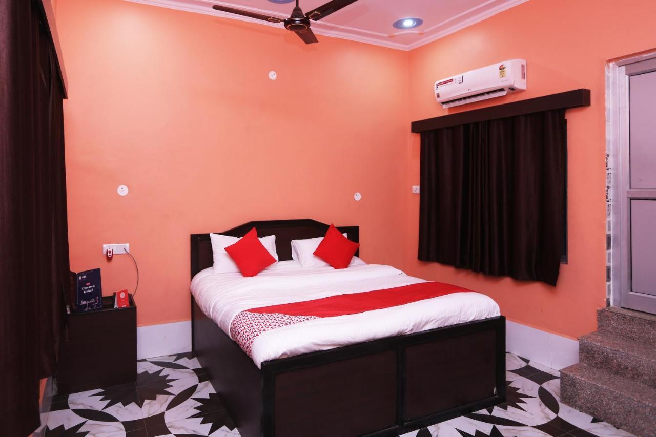Oyo 22221 Yadav Hotel Bhiwadi Ngoại thất bức ảnh